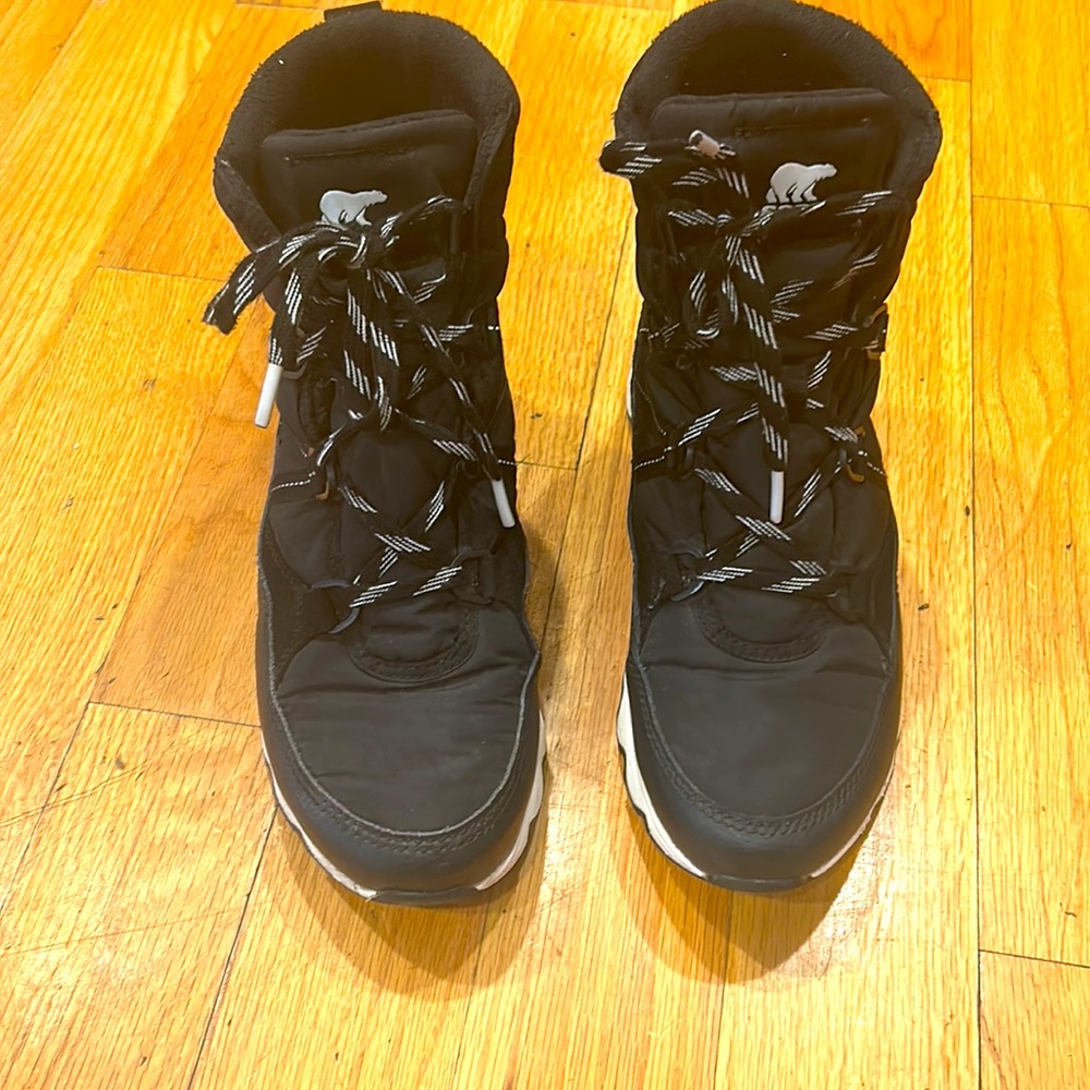 Sorel Kinetic boots